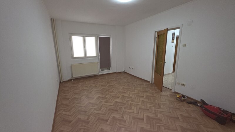 Colentina Rau, Radovanu, semistradal, centrala termica proprie