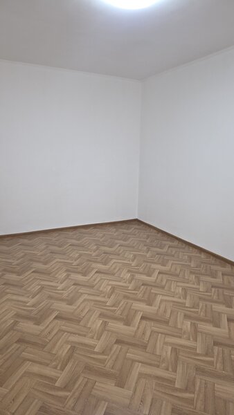 Colentina Rau, Radovanu, semistradal, centrala termica proprie